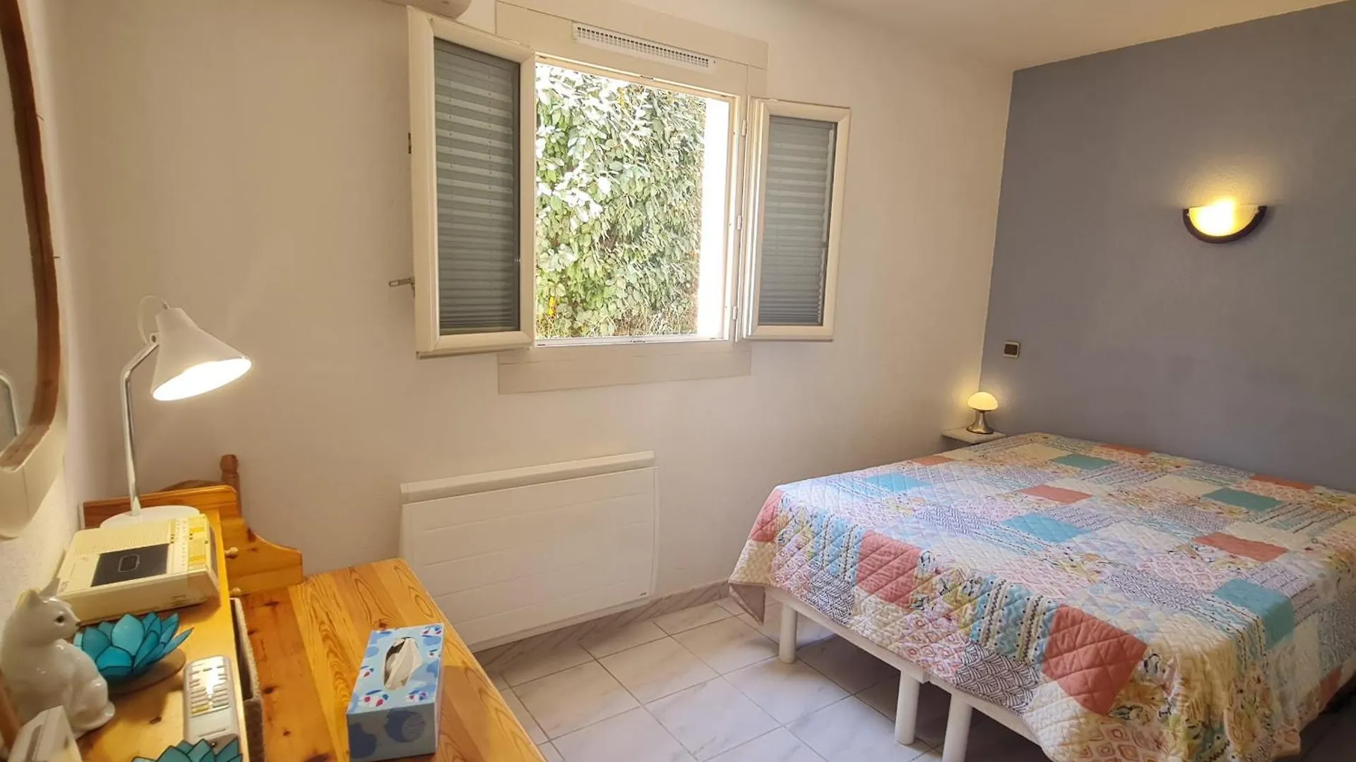 Sublime 2 Pieces Avec Clim, Terrasse, Piscine Et Parking Prive, Proche Plages Et Commerces A Sainte-Maxime - Fr-1-780-20 Apartamento